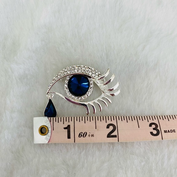 Blue Eye Brooch - Picture 5 of 6